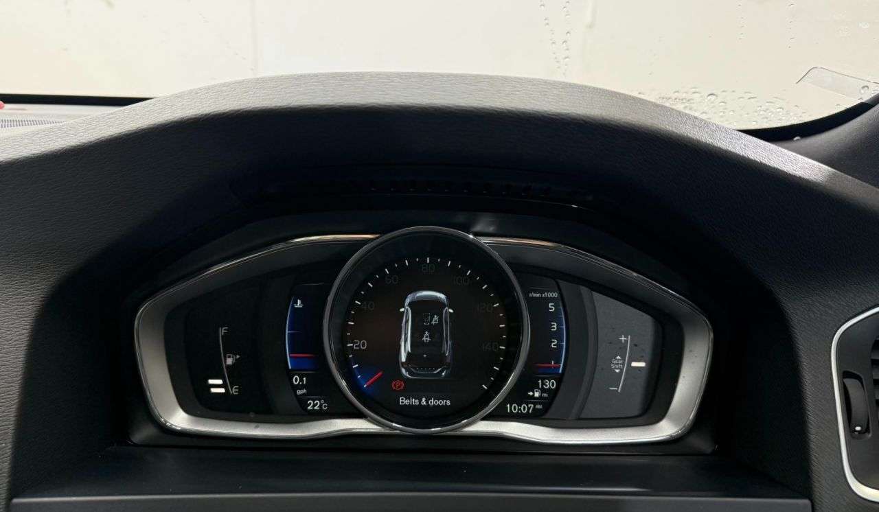 2014 VOLVO V60 2014 VOLVO V60