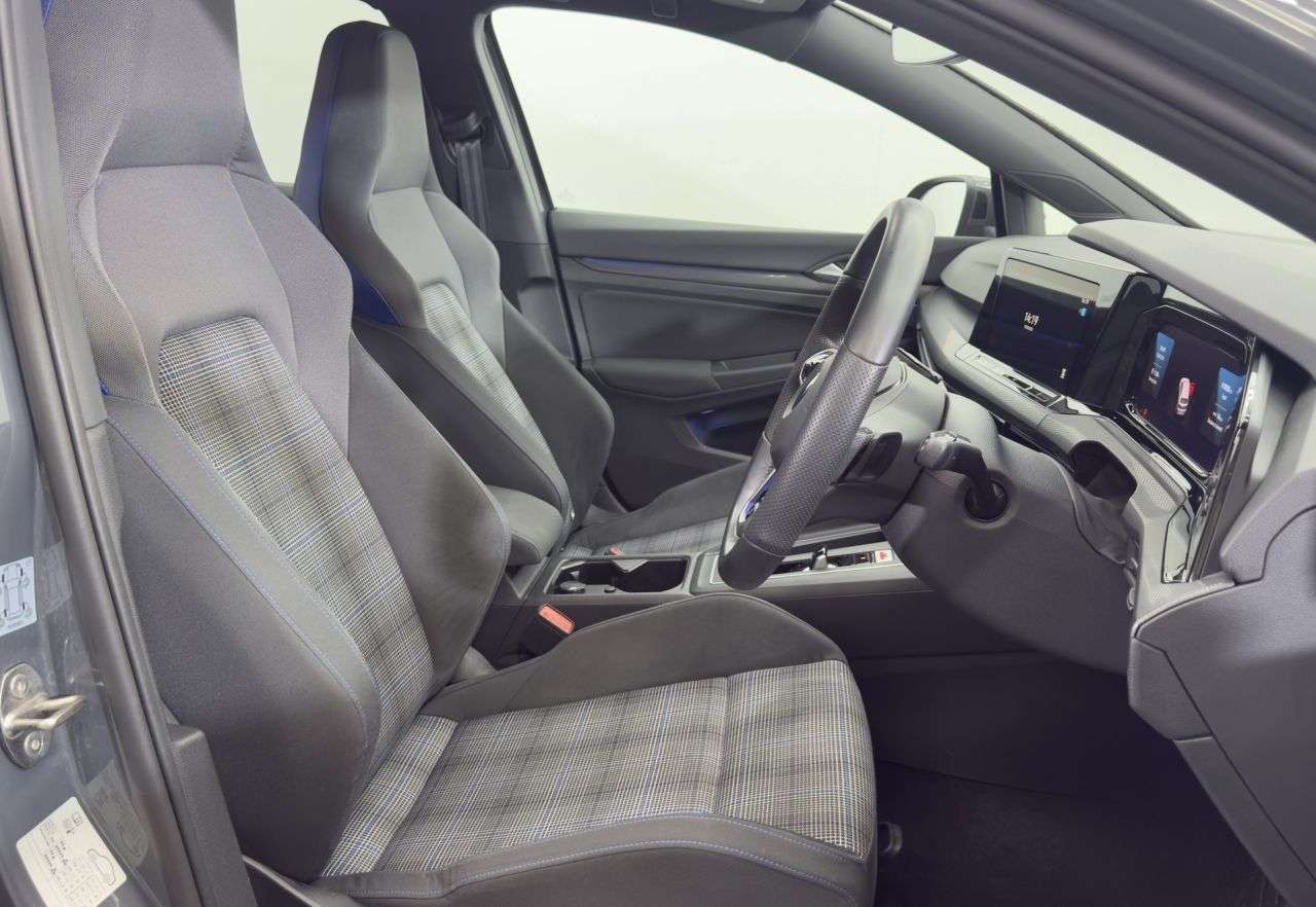 2021 VOLKSWAGEN GOLF 2021 VOLKSWAGEN GOLF