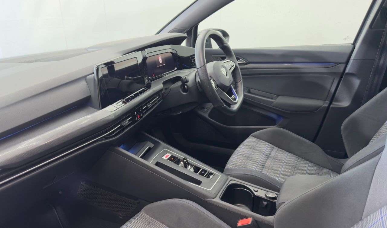 2021 VOLKSWAGEN GOLF 2021 VOLKSWAGEN GOLF