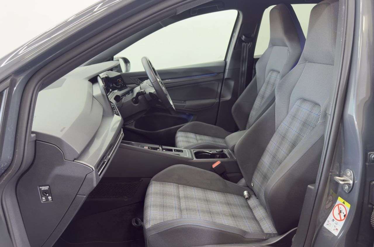 2021 VOLKSWAGEN GOLF 2021 VOLKSWAGEN GOLF