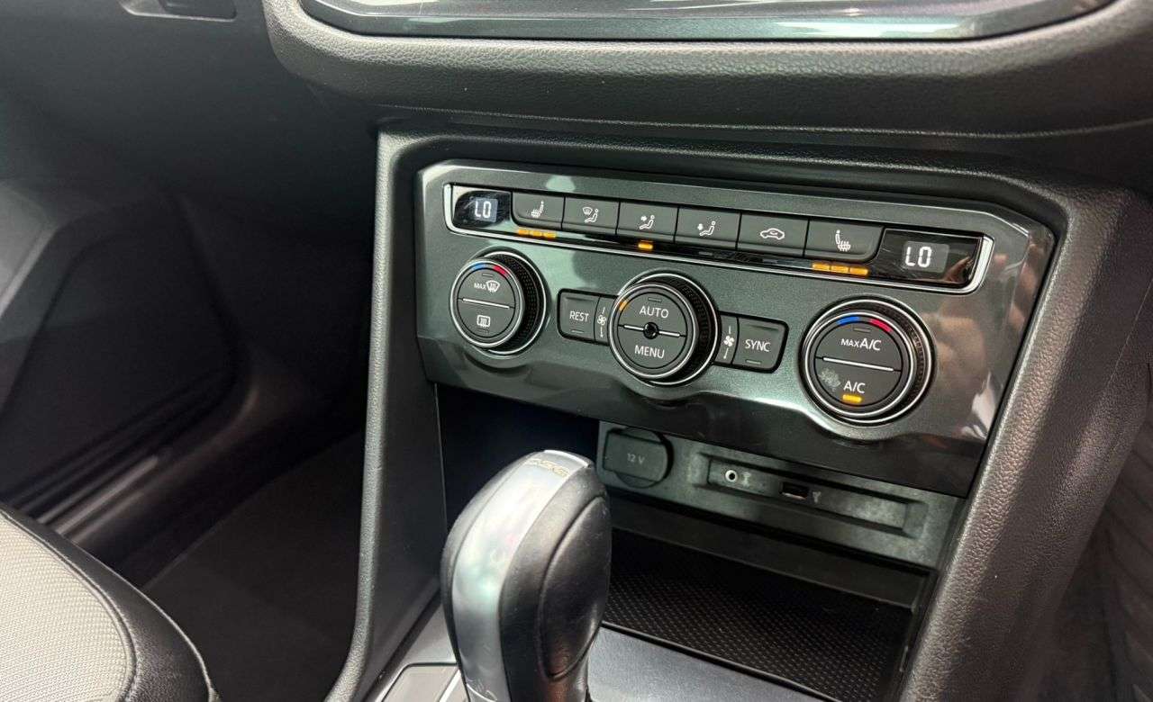 2016 VOLKSWAGEN TIGUAN 2016 VOLKSWAGEN TIGUAN