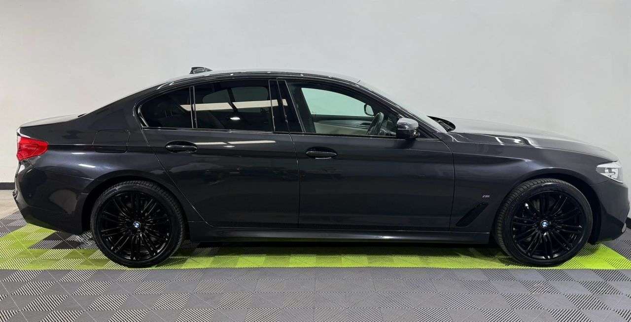 2020 BMW 5 SERIES 2020 BMW 5 SERIES