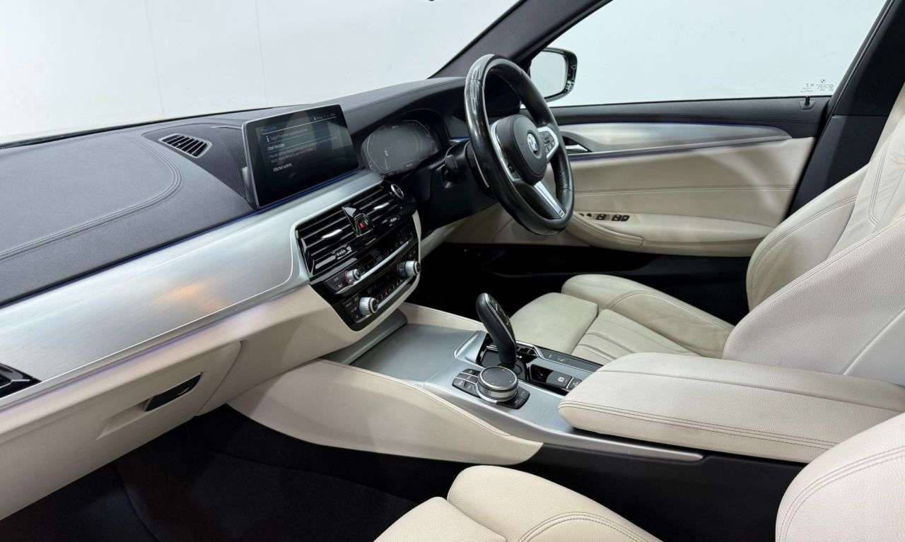 2020 BMW 5 SERIES 2020 BMW 5 SERIES