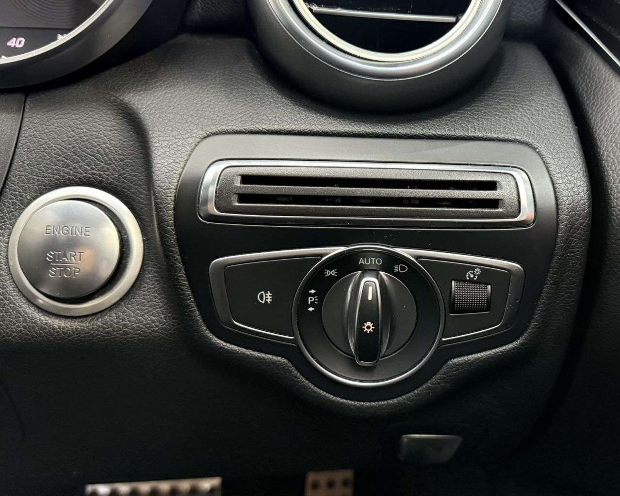 null MERCEDES-BENZ C-CLASS null MERCEDES-BENZ C-CLASS