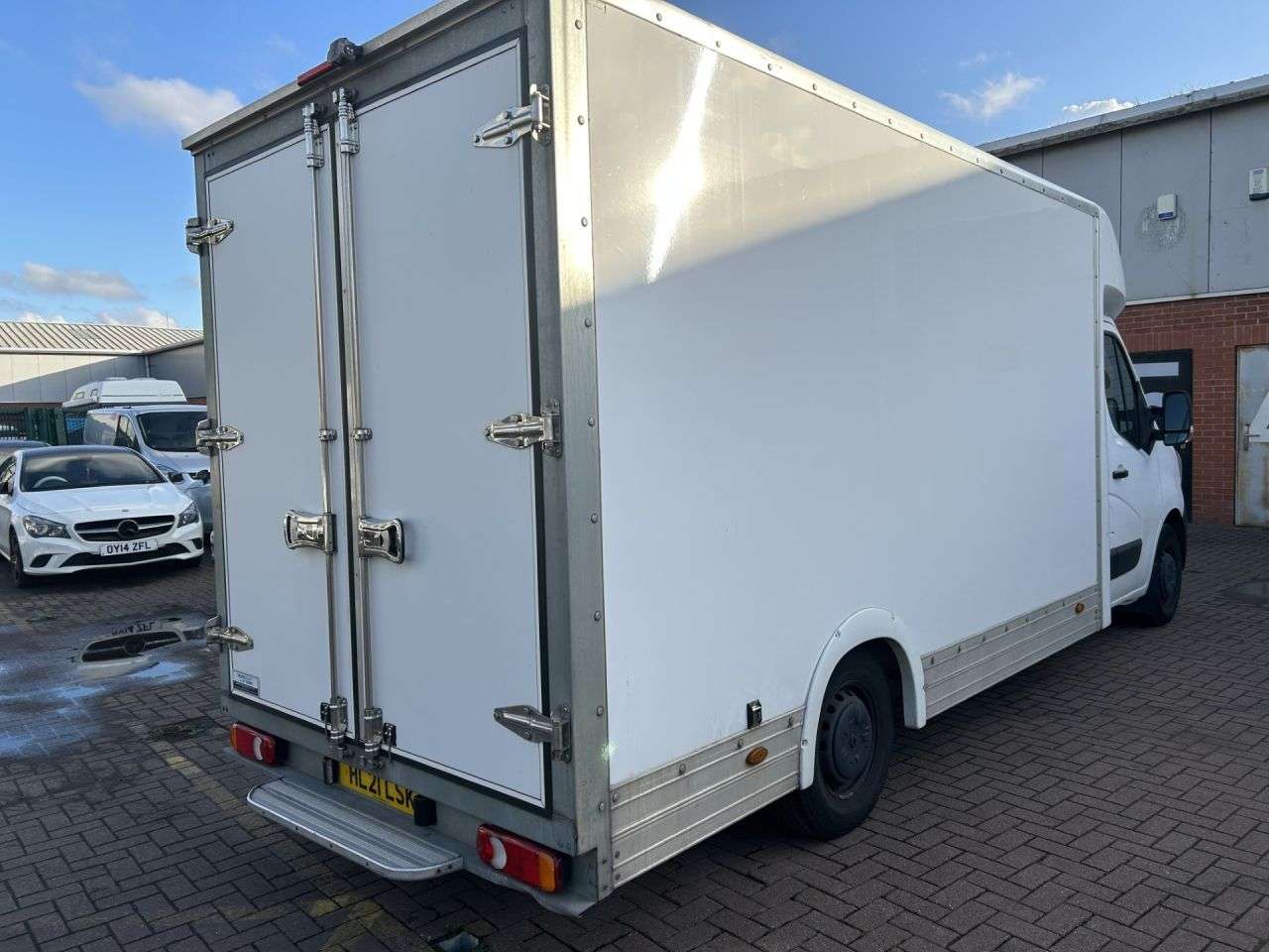 A 2021 RENAULT MASTER 2.3 dCi 35 Business Platform Cab 2dr Diesel Manual FWD LWB Euro 6 (135 ps) A 2021 RENAULT MASTER 2.3 dCi 35 Business Platform Cab 2dr Diesel Manual FWD LWB Euro 6 (135 ps)