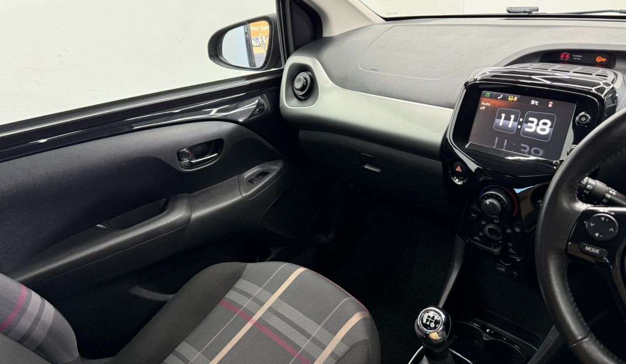 2016 PEUGEOT 108 2016 PEUGEOT 108