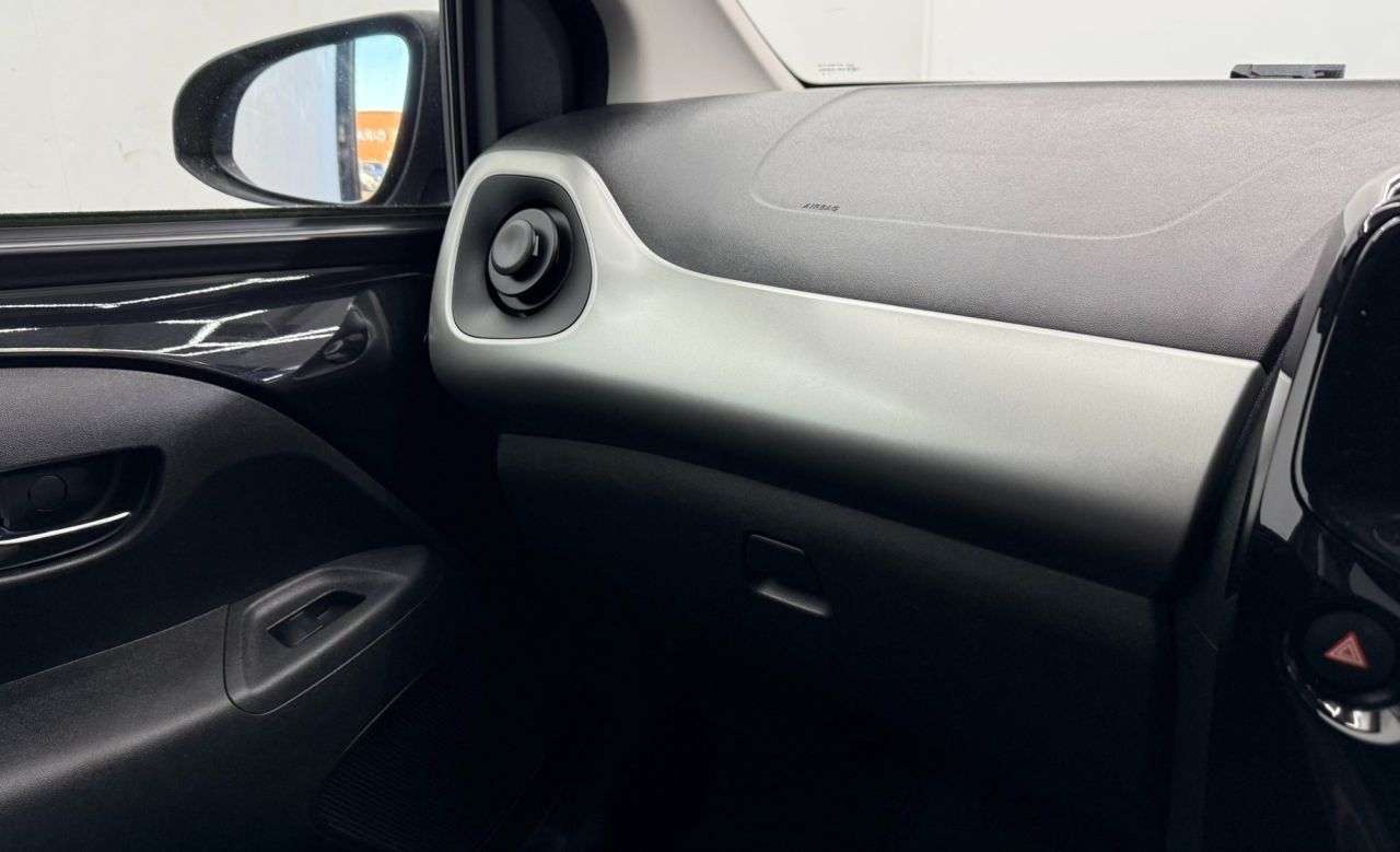 2016 PEUGEOT 108 2016 PEUGEOT 108