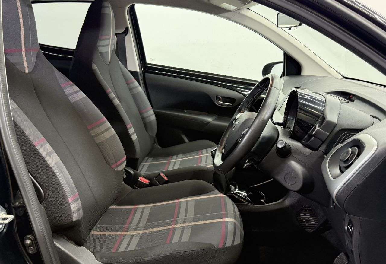 2016 PEUGEOT 108 2016 PEUGEOT 108