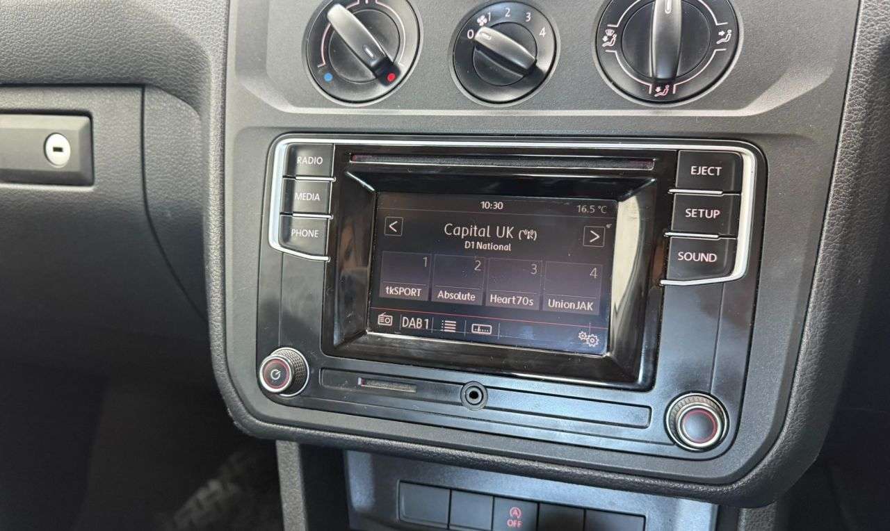 null VOLKSWAGEN CADDY null VOLKSWAGEN CADDY