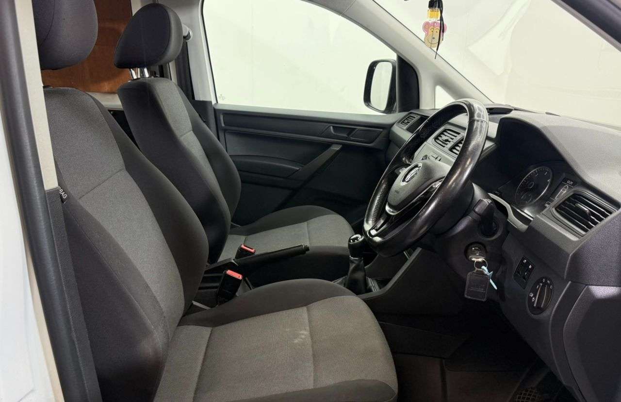 null VOLKSWAGEN CADDY null VOLKSWAGEN CADDY