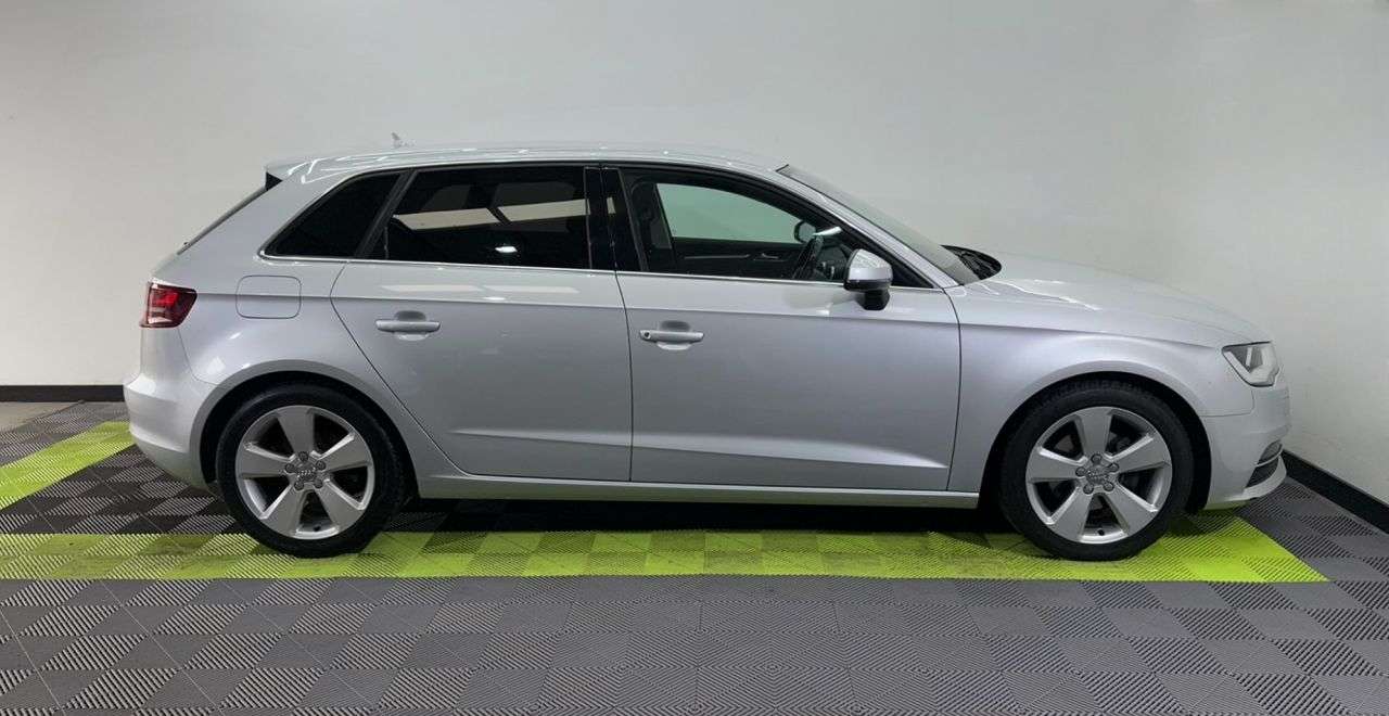 2013 AUDI A3 2013 AUDI A3