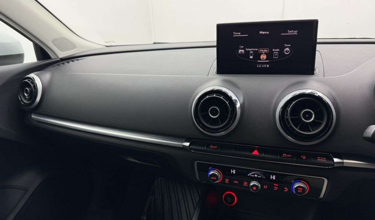 2013 AUDI A3 2013 AUDI A3