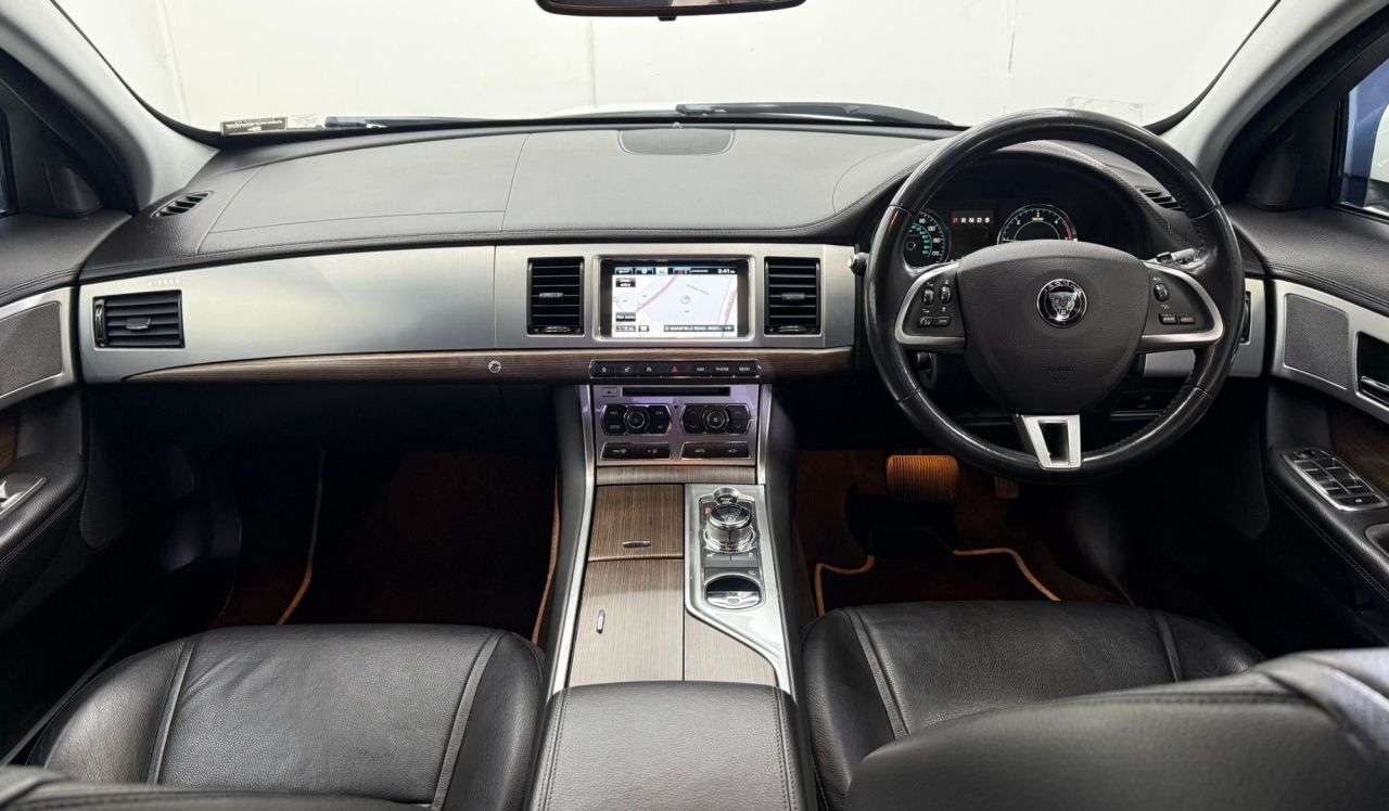 2014 JAGUAR XF 2014 JAGUAR XF