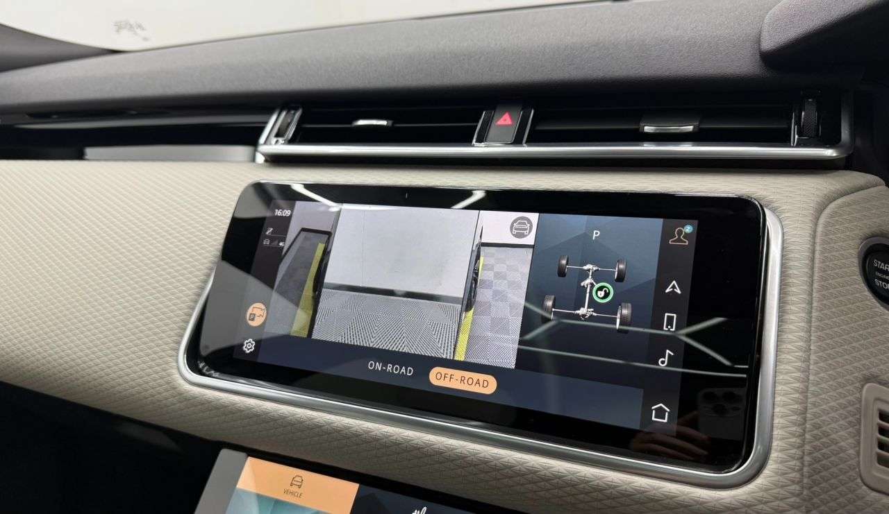 2021 LAND ROVER RANGE ROVER VELAR 2021 LAND ROVER RANGE ROVER VELAR