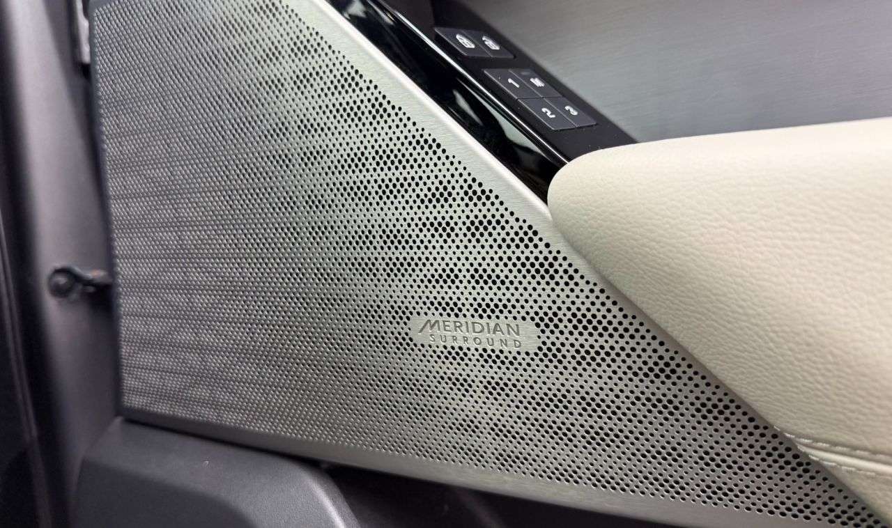 2021 LAND ROVER RANGE ROVER VELAR 2021 LAND ROVER RANGE ROVER VELAR