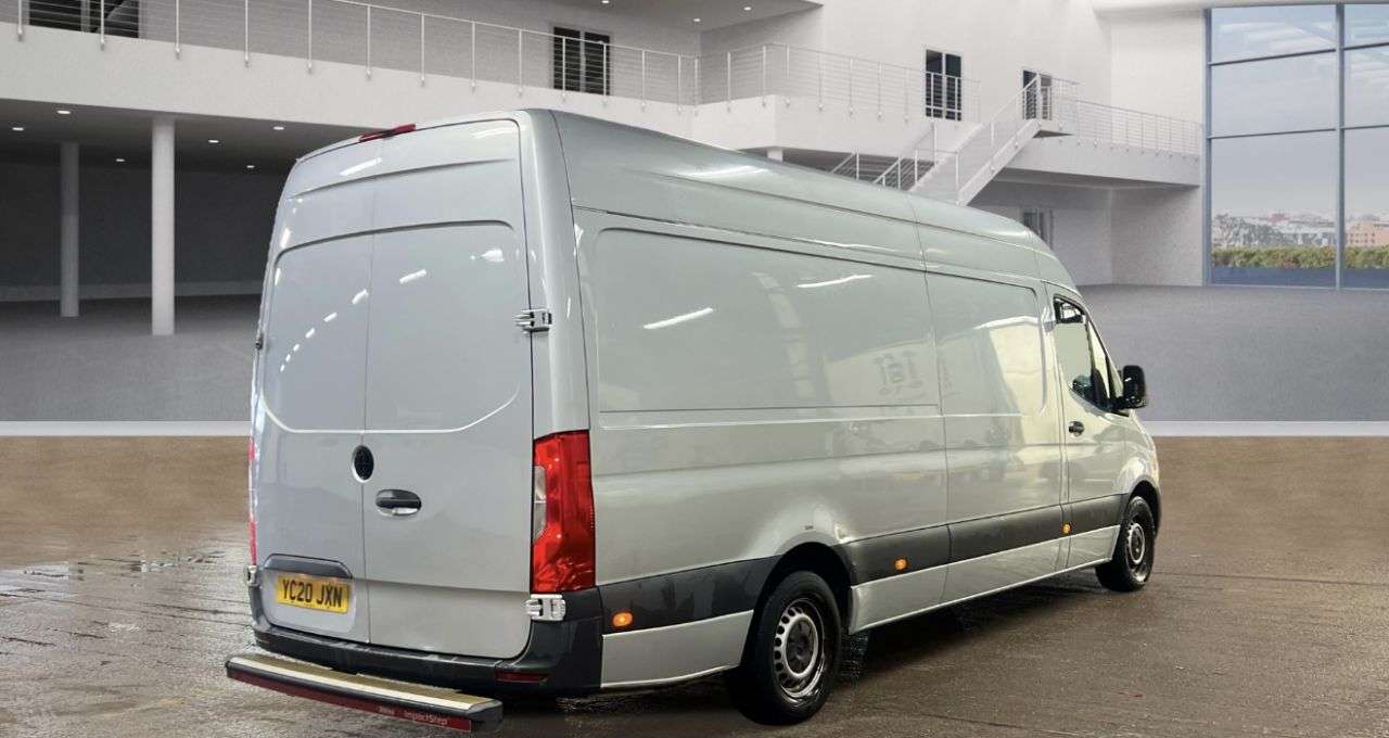 A 2020 MERCEDES-BENZ SPRINTER 2.1 314 CDI Panel Van 5dr Diesel Manual RWD L3 H2 Euro 6 (143 ps) A 2020 MERCEDES-BENZ SPRINTER 2.1 314 CDI Panel Van 5dr Diesel Manual RWD L3 H2 Euro 6 (143 ps)