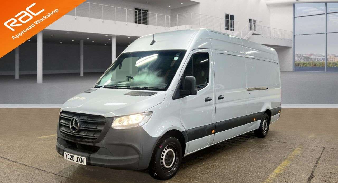 A 2020 MERCEDES-BENZ SPRINTER 2.1 314 CDI Panel Van 5dr Diesel Manual RWD L3 H2 Euro 6 (143 ps) A 2020 MERCEDES-BENZ SPRINTER 2.1 314 CDI Panel Van 5dr Diesel Manual RWD L3 H2 Euro 6 (143 ps)