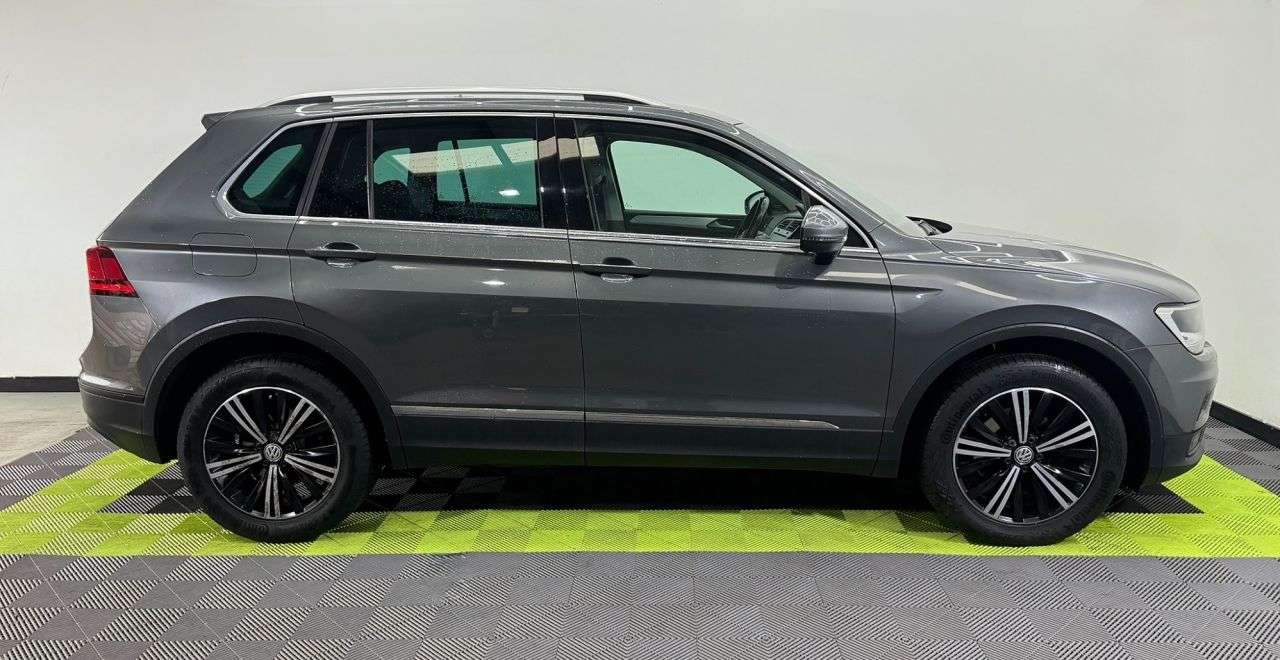 2017 VOLKSWAGEN TIGUAN 2017 VOLKSWAGEN TIGUAN