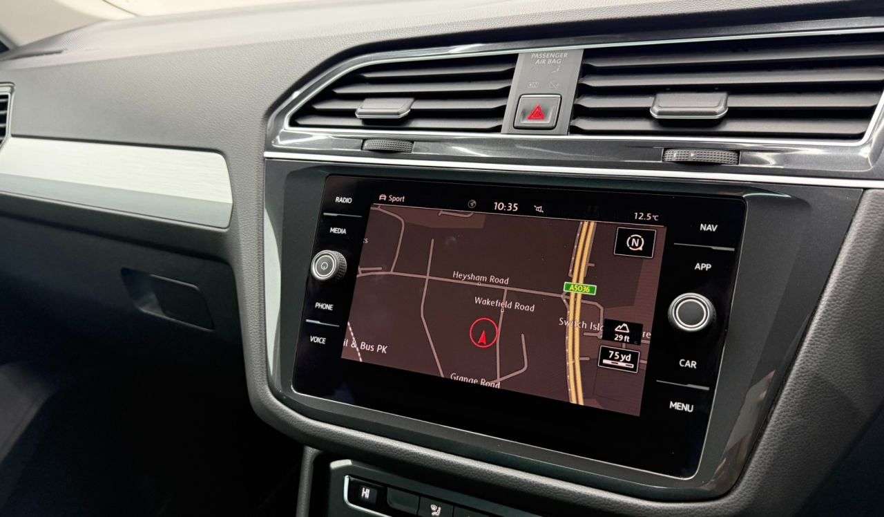 2017 VOLKSWAGEN TIGUAN 2017 VOLKSWAGEN TIGUAN