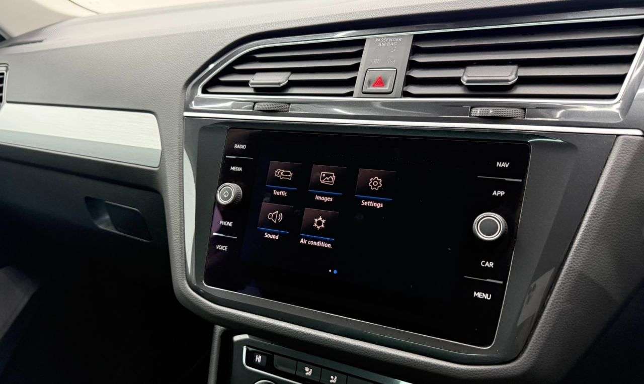 2017 VOLKSWAGEN TIGUAN 2017 VOLKSWAGEN TIGUAN