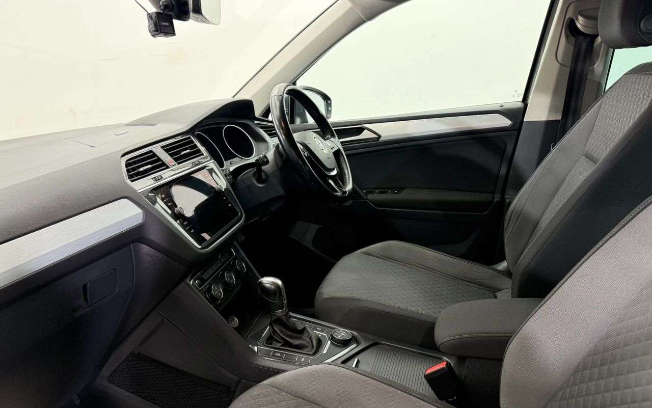 2017 VOLKSWAGEN TIGUAN 2017 VOLKSWAGEN TIGUAN