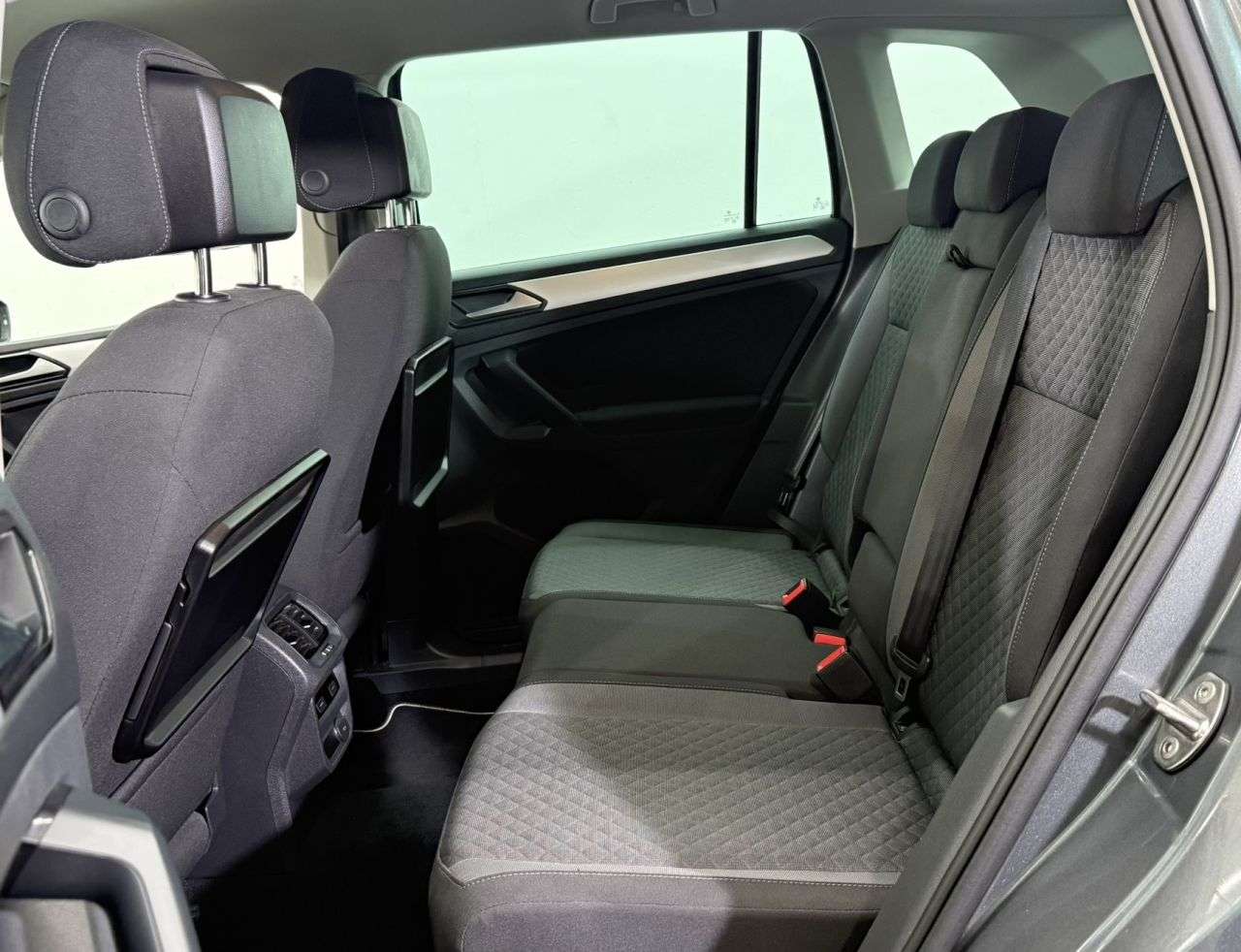 2017 VOLKSWAGEN TIGUAN 2017 VOLKSWAGEN TIGUAN