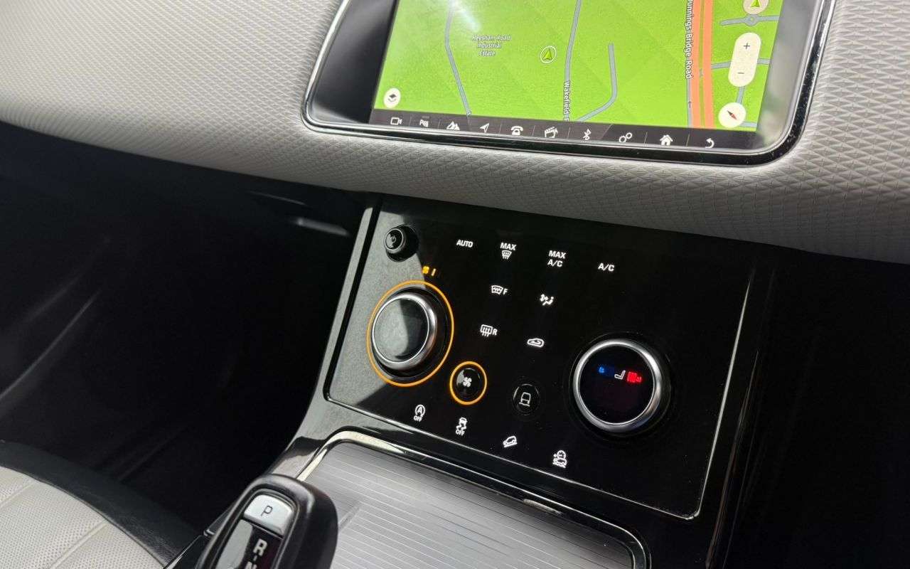 2019 LAND ROVER RANGE ROVER EVOQUE 2019 LAND ROVER RANGE ROVER EVOQUE