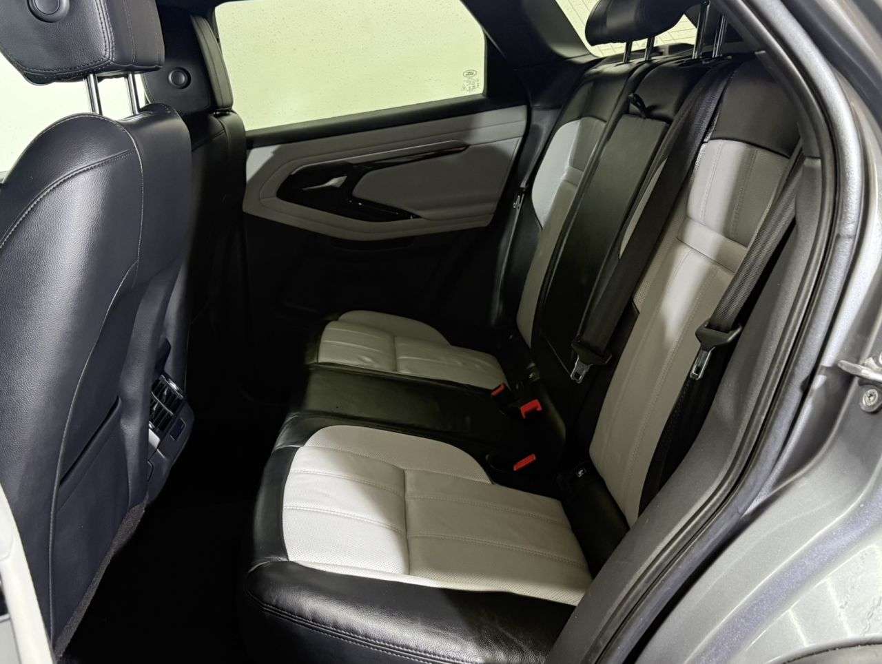 2019 LAND ROVER RANGE ROVER EVOQUE 2019 LAND ROVER RANGE ROVER EVOQUE