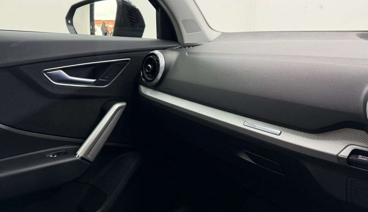 2023 AUDI Q2 2023 AUDI Q2