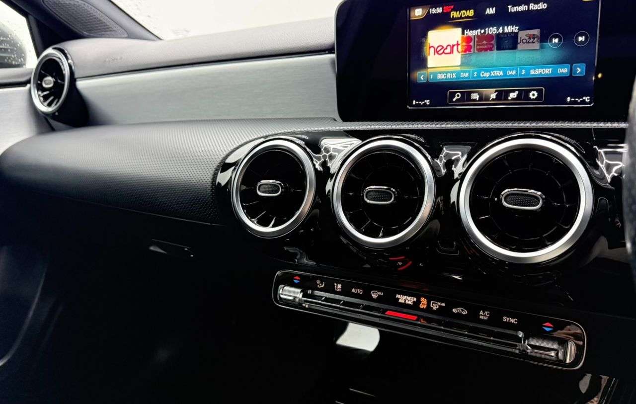 2018 MERCEDES-BENZ A-CLASS 2018 MERCEDES-BENZ A-CLASS