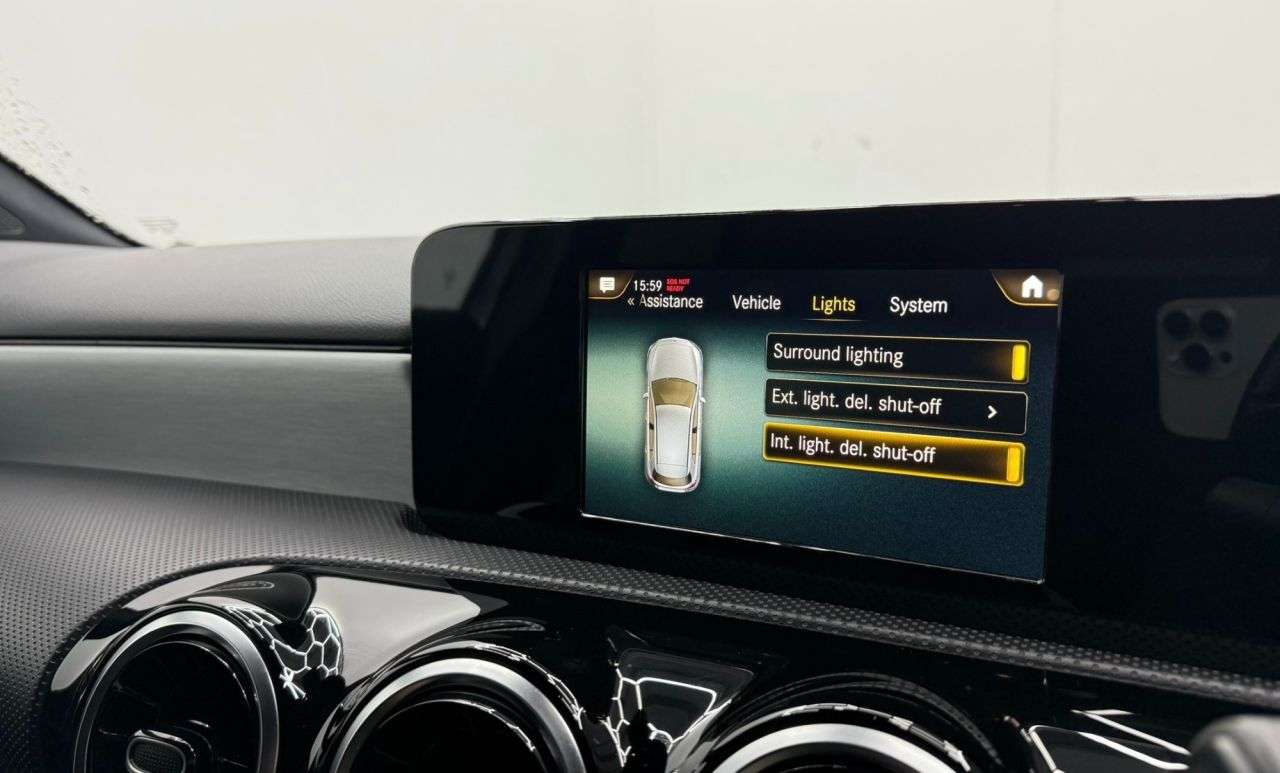 2018 MERCEDES-BENZ A-CLASS 2018 MERCEDES-BENZ A-CLASS