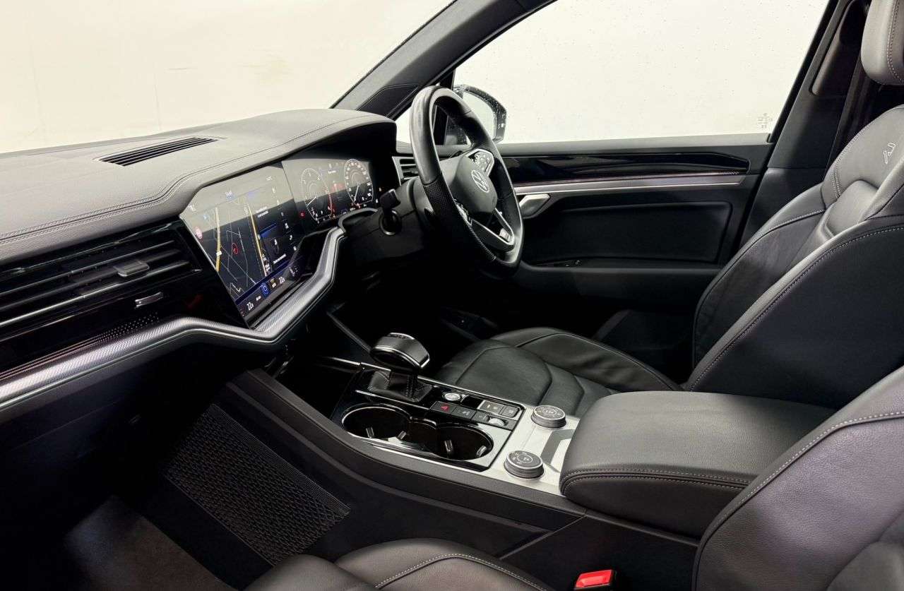 2023 VOLKSWAGEN TOUAREG 2023 VOLKSWAGEN TOUAREG