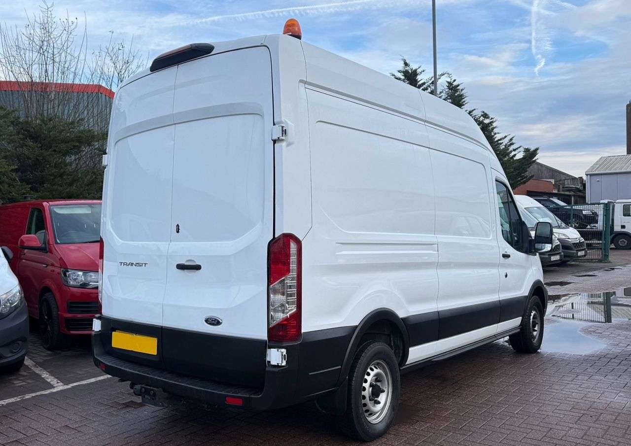 A 2019 FORD TRANSIT 2.0 350 EcoBlue Leader Panel Van 5dr Diesel Manual RWD L3 H3 Euro 6 (s/s) ( A 2019 FORD TRANSIT 2.0 350 EcoBlue Leader Panel Van 5dr Diesel Manual RWD L3 H3 Euro 6 (s/s) (