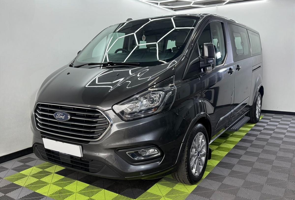 Check out this Ford Tourneo Custom 2022 Diesel Manual