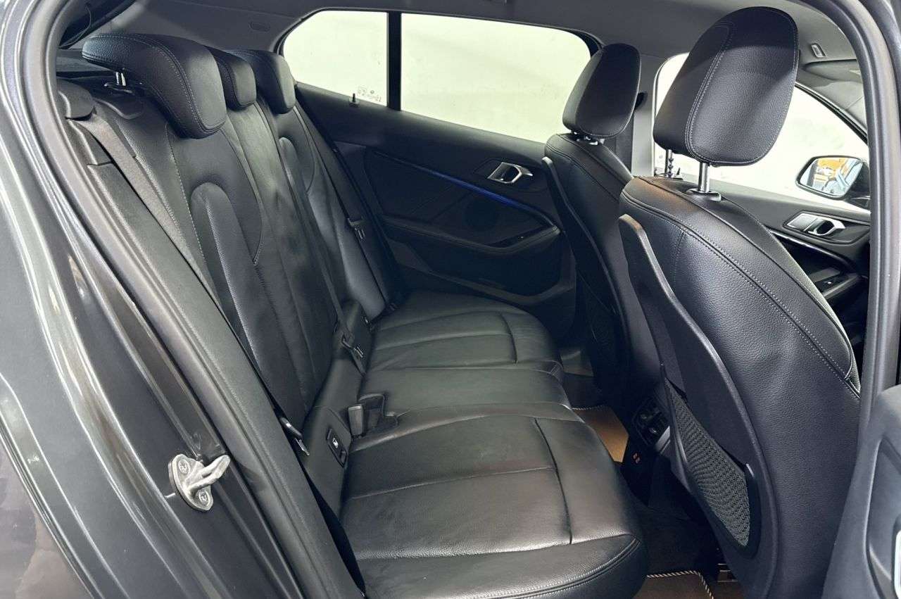 2019 BMW 1 SERIES 2019 BMW 1 SERIES