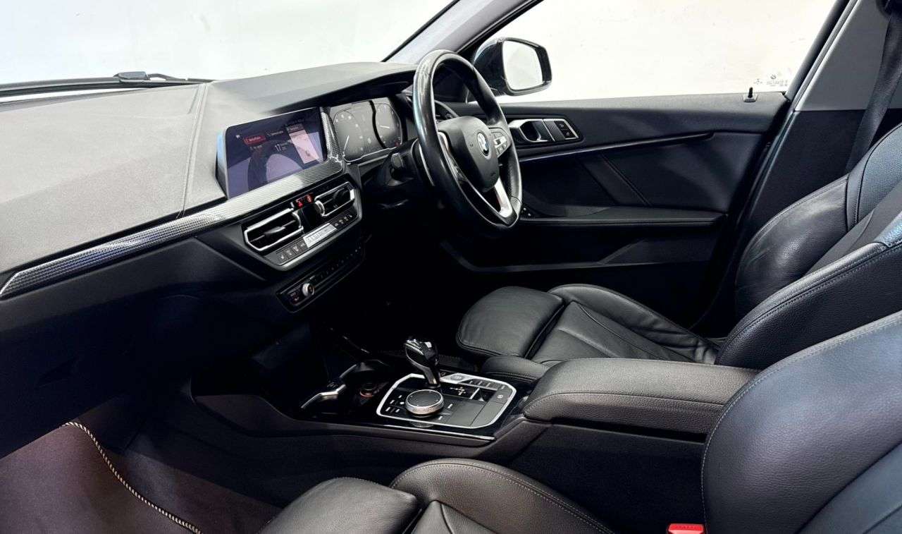 2019 BMW 1 SERIES 2019 BMW 1 SERIES