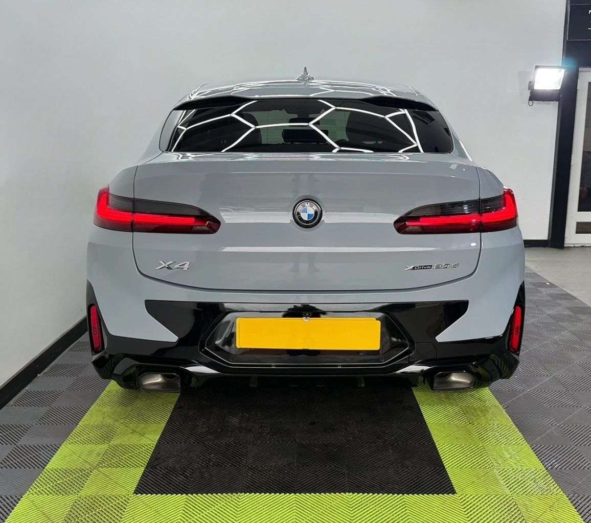 2021 BMW X4 2021 BMW X4