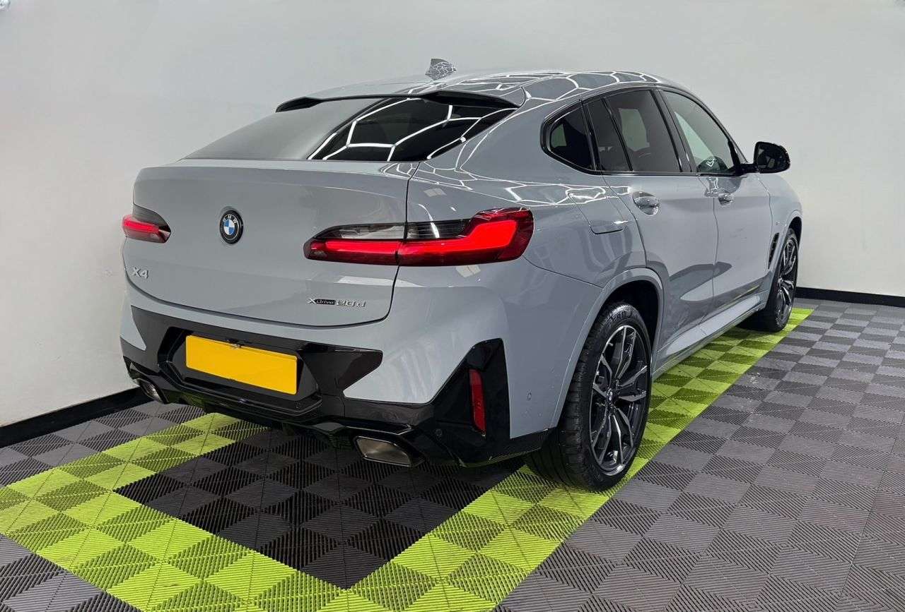 2021 BMW X4 2021 BMW X4