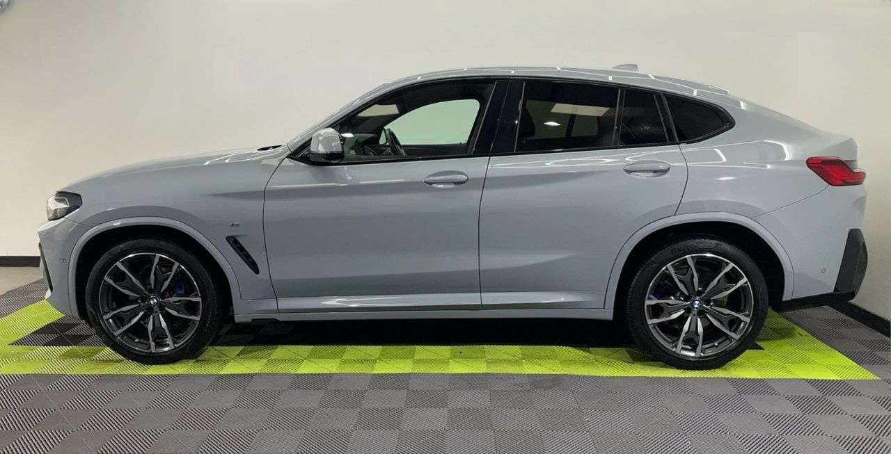 2021 BMW X4 2021 BMW X4