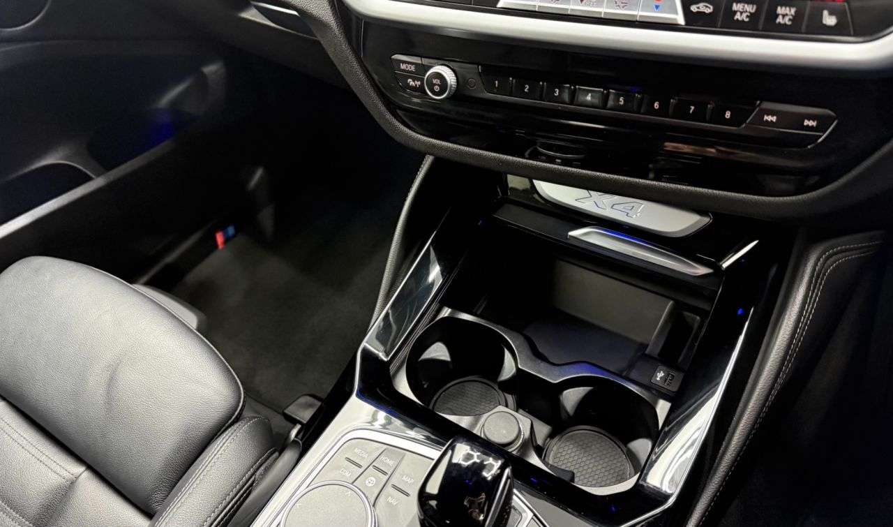 2021 BMW X4 2021 BMW X4