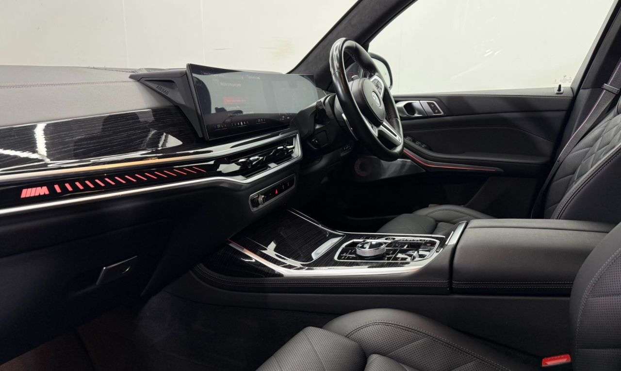 2023 BMW X7 2023 BMW X7