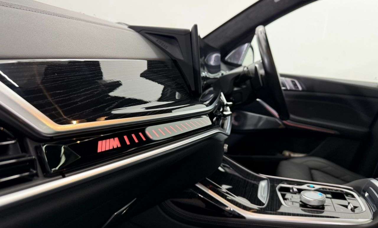 2023 BMW X7 2023 BMW X7