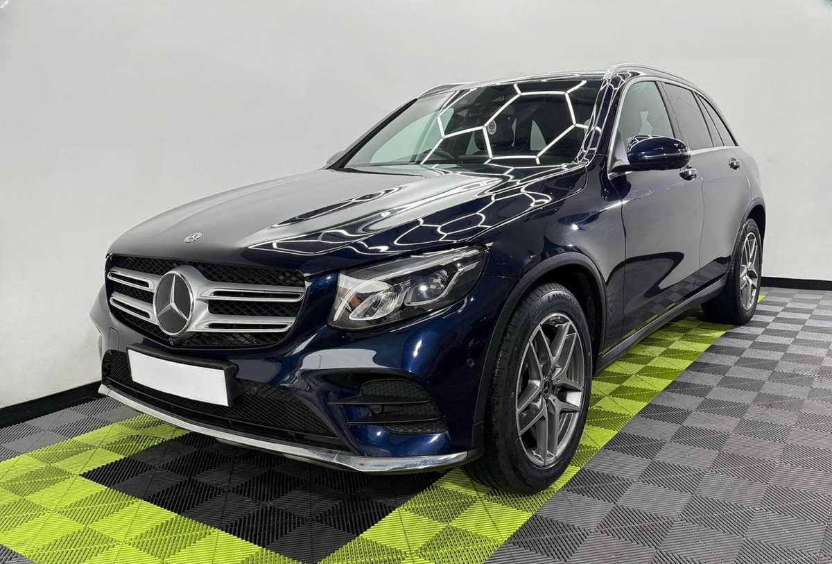 Check out this Mercedes-benz Glc 2017 Diesel Automatic