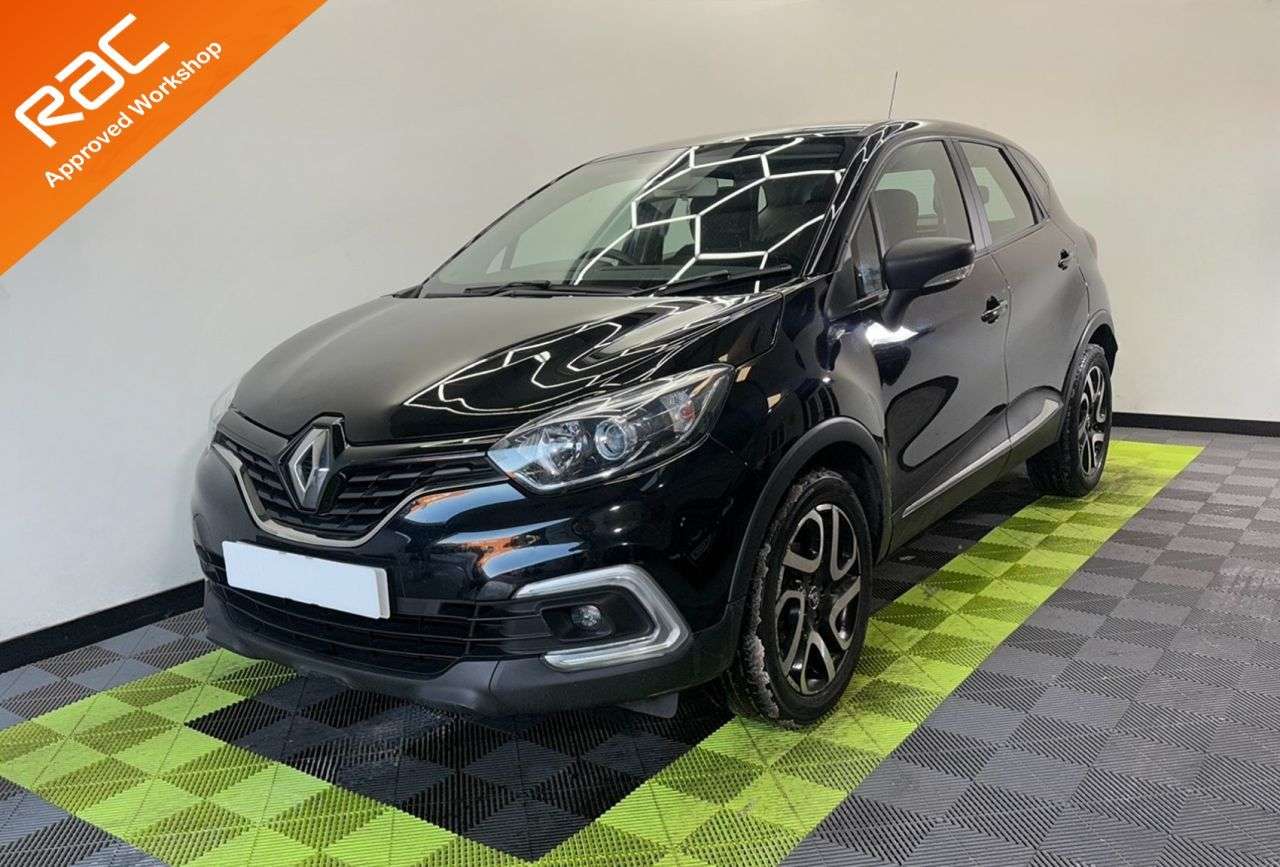 A 2018 RENAULT CAPTUR 0.9 TCe ENERGY Dynamique Nav SUV 5dr Petrol Manual Euro 6 (s/s) (90 ps) A 2018 RENAULT CAPTUR 0.9 TCe ENERGY Dynamique Nav SUV 5dr Petrol Manual Euro 6 (s/s) (90 ps)