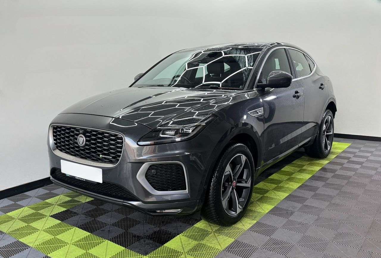 A 2021 JAGUAR E-PACE 1.5 P300e 12.17kWh R-Dynamic SE SUV 5dr Petrol Plug-in Hybrid Auto AWD Euro A 2021 JAGUAR E-PACE 1.5 P300e 12.17kWh R-Dynamic SE SUV 5dr Petrol Plug-in Hybrid Auto AWD Euro