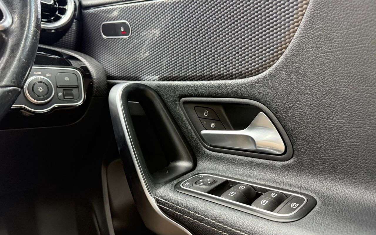 2020 MERCEDES A-CLASS 2020 MERCEDES A-CLASS