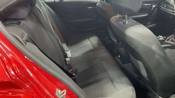 2017 BMW 1 SERIES 2017 BMW 1 SERIES