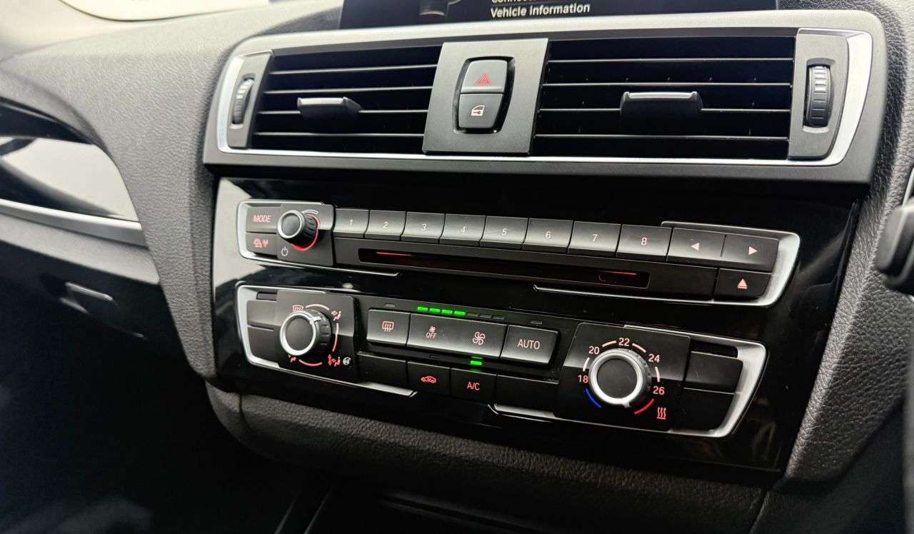 2017 BMW 1 SERIES 2017 BMW 1 SERIES