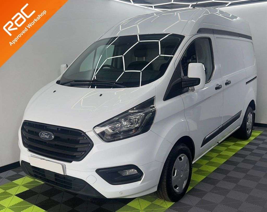 A 2020 FORD TRANSIT CUSTOM 2.0 300 EcoBlue Leader Panel Van 5dr Diesel Manual L1 H2 Euro 6 (s/s) (105 A 2020 FORD TRANSIT CUSTOM 2.0 300 EcoBlue Leader Panel Van 5dr Diesel Manual L1 H2 Euro 6 (s/s) (105