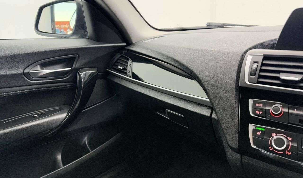 2017 BMW 1 SERIES 2017 BMW 1 SERIES